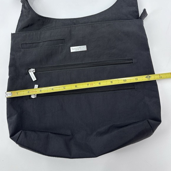 Baggallini Womens Crossbody Bag Black Nylon Pockets Travel Adjustable‎ Strap - Picture 7 of 8